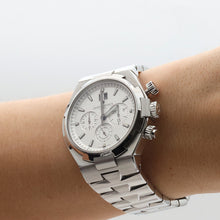 Load image into Gallery viewer, Vacheron Constantin Overseas 42mm Ref. 49150/B01A - Full Set
