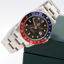 Charger l'image dans la galerie, Rolex GMT-Master ref. 16750 - "Pepsi" Bezel - Oyster Bracelet
