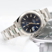 Carica l'immagine nel visualizzatore di Gallery, Rolex Datejust ref. 126300 Blue Dial Oyster bracelet - Full Set
