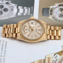 Load image into Gallery viewer, Rolex Day-Date ref. 18038 Silver Dial - President Bracelet Italian Date Disc

