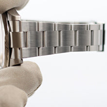 Cargar imagen en el visor de la galería, Rolex Oyster Perpetual 124300 - Silver Dial - Full set
