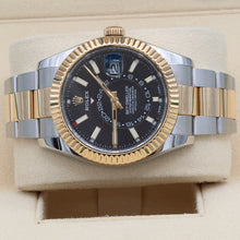 Charger l'image dans la galerie, Rolex Skydweller Steel/Gold ref. 326933 Black Dial - Oyster bracelet
