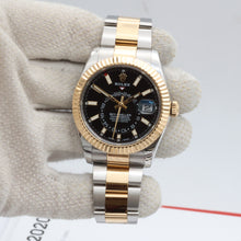 Charger l'image dans la galerie, Rolex Skydweller Steel/Gold ref. 326933 Black Dial - Oyster bracelet
