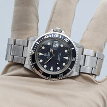 Indlæs billede til gallerivisning Tudor Submariner ref. 79090 Oyster bracelet with Original Papers
