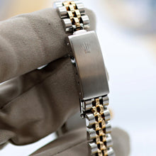 Load image into Gallery viewer, Rolex Lady-Datejust ref. 6917 - Steel and Gold - Cream Dial - Jubilee Bracelet

