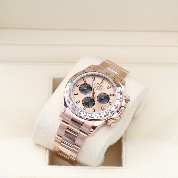 Rolex Daytona ref. 116505 Rose Gold - Sundust dial with black