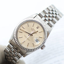 Load image into Gallery viewer, Rolex Datejust ref. 16030 - Jubilee Bracelet - Silver Dial VIII
