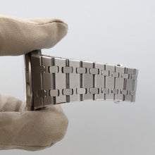 Load image into Gallery viewer, Audemars Piguet Royal Oak ref. 15300ST - Blue Dial
