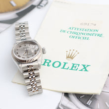 Załaduj obraz do przeglądarki galerii, Rolex Lady-Datejust ref. 69174 - Silver Roman Dial Jubilee bracelet - Full Set
