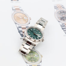 Załaduj obraz do przeglądarki galerii, Rolex Datejust ref. 126234 Green Dial - Oyster bracelet
