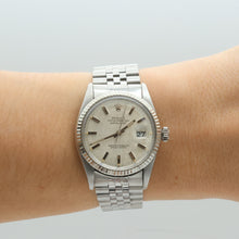 Indlæs billede til gallerivisning Rolex Datejust ref. 16014 - Silver Linen dial - Jubilee bracelet (V II)

