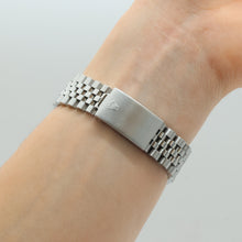 Indlæs billede til gallerivisning Rolex Datejust ref. 16014 - Silver Linen dial - Jubilee bracelet (V II)
