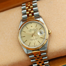 Load image into Gallery viewer, Rolex Datejust 36 ref. 16233 Champagne Circle dial - Jubilee Bracelet - Full Set
