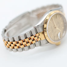 Load image into Gallery viewer, Rolex Datejust 36 ref. 16233 Champagne Circle dial - Jubilee Bracelet - Full Set

