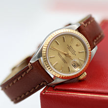 Załaduj obraz do przeglądarki galerii, Rolex Datejust Lady ref. 69173 Steel/Gold - Champagne Dial - Leather Strap
