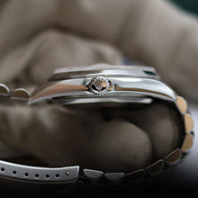Bild in Galerie-Viewer laden, Rolex Datejust 36 ref. 16200 Silver Circle Dial - Jubilee Bracelet
