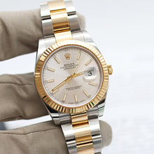 Carica l'immagine nel visualizzatore di Gallery, Rolex Datejust ref. 126333 Silver Dial Oyster bracelet - Full Set

