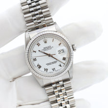 Załaduj obraz do przeglądarki galerii, Rolex Datejust ref. 16030 - Jubilee Bracelet - White Roman Dial

