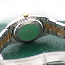 Bild in Galerie-Viewer laden, Rolex Oyster Perpetual Date ref. 15233 - Silver Dial - Oyster Bracelet

