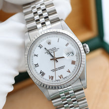 Załaduj obraz do przeglądarki galerii, Rolex Datejust ref. 16030 - Jubilee Bracelet - White Roman Dial

