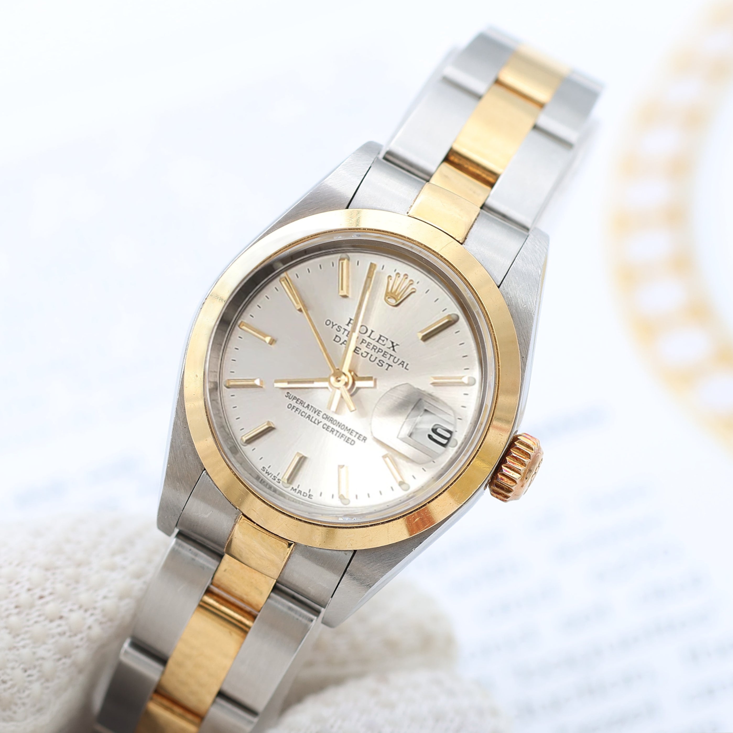 Rolex Datejust Lady Ref. 69163 Stahl/Gold - Austernarmband - Silber mit goldenem Index Zifferblatt