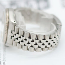 Bild in Galerie-Viewer laden, Rolex ref. 16234 White Circle Dial - Jubilee Bracelet
