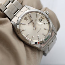 Cargar imagen en el visor de la galería, Rolex Precision ref. 6694 - Silver Dial - Oyster Rivet Bracelet
