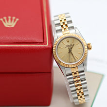 Charger l'image dans la galerie, Rolex Oyster Perpetual Lady 67193 - Champagne Dial - Jubilee - Full Set
