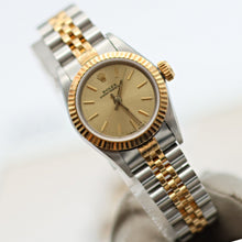 Charger l'image dans la galerie, Rolex Oyster Perpetual Lady 67193 - Champagne Dial - Jubilee - Full Set
