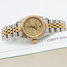 Charger l'image dans la galerie, Rolex Oyster Perpetual Lady 67193 - Champagne Dial - Jubilee - Full Set
