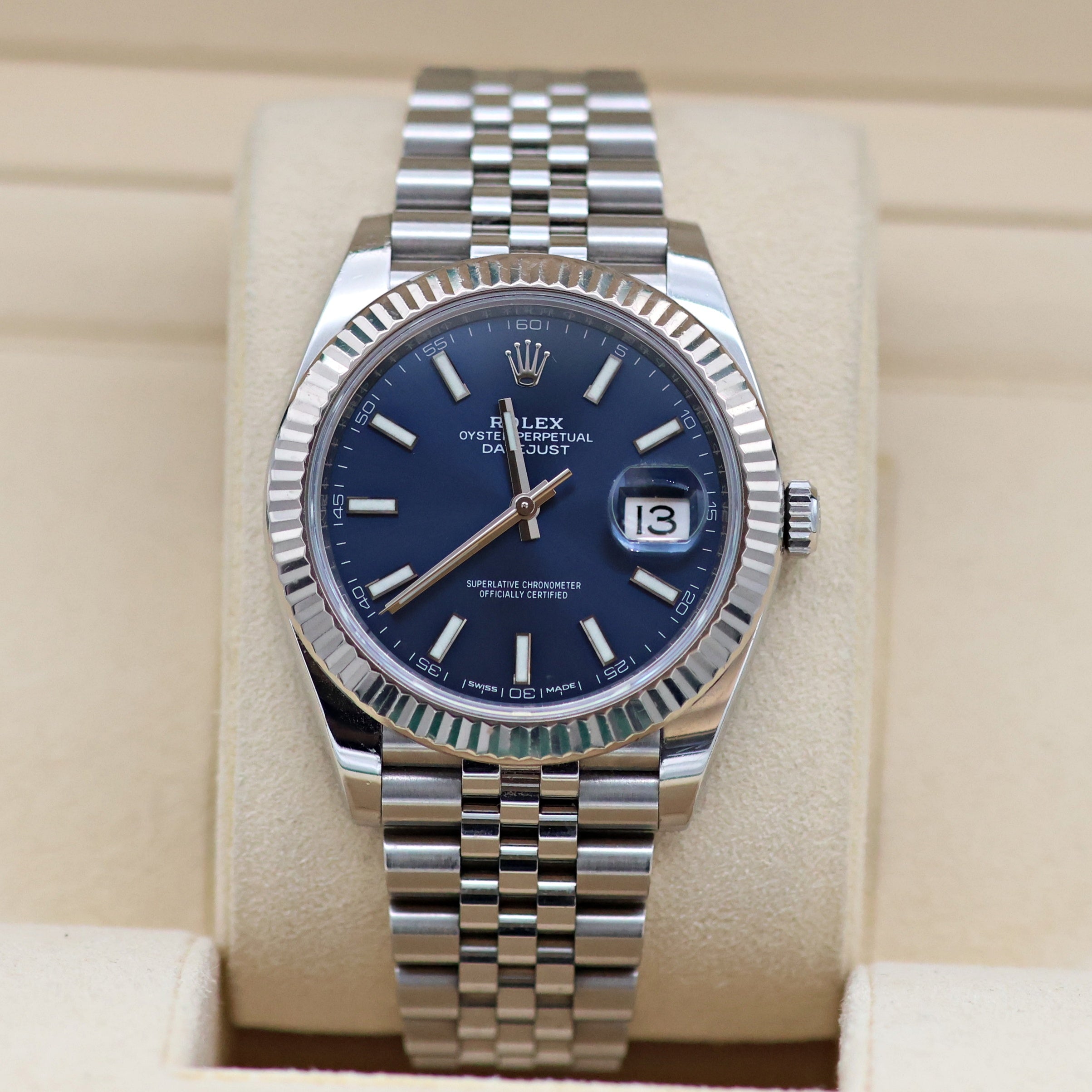 Rolex Datejust ref. 126334 Blue Dial Jubilee bracelet - Full Set