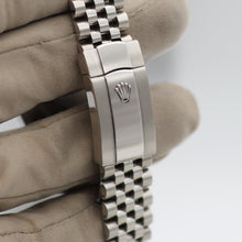 Load image into Gallery viewer, Rolex Datejust ref. 126334 Blue Dial Jubilee bracelet - Full Set
