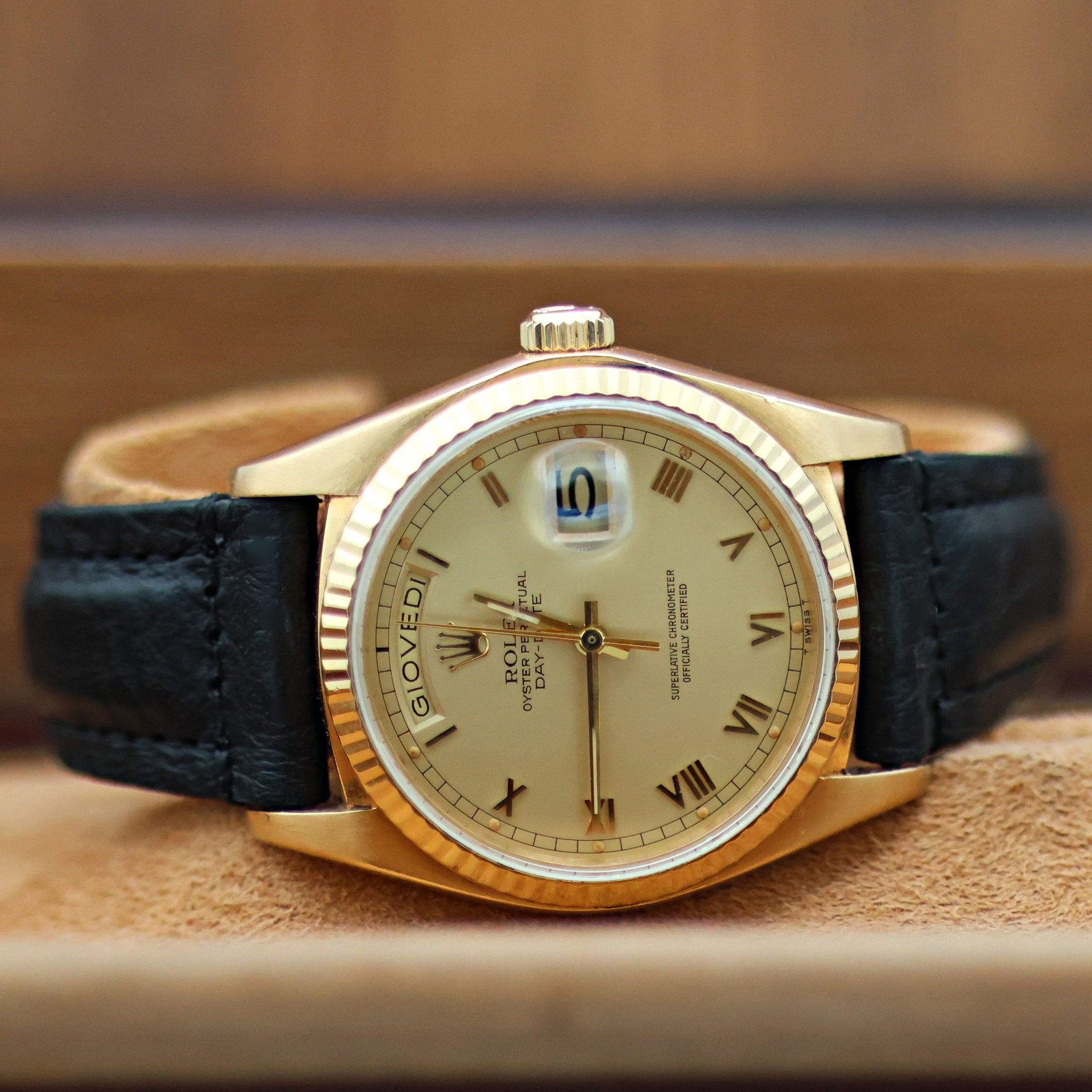 Rolex Day-Date ref. 18038 Creamy Roman Dial - Leather strap