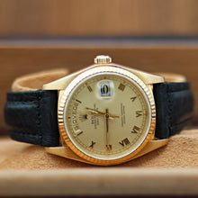 Załaduj obraz do przeglądarki galerii, Rolex Day-Date ref. 18038 Creamy Roman Dial - Leather strap
