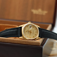Załaduj obraz do przeglądarki galerii, Rolex Day-Date ref. 18038 Creamy Roman Dial - Leather strap
