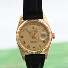 Załaduj obraz do przeglądarki galerii, Rolex Day-Date ref. 18038 Creamy Roman Dial - Leather strap
