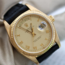 Załaduj obraz do przeglądarki galerii, Rolex Day-Date ref. 18038 Creamy Roman Dial - Leather strap
