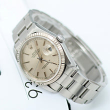 Load image into Gallery viewer, RolexDatejust ref. 16234 Silver Dial (Circle Minutes) - Oyster Bracelet
