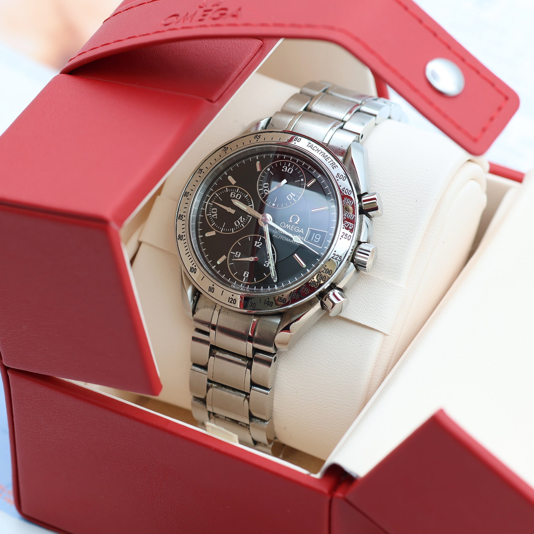 Buy Watch Omega Speedmaster Date 3513.50 - Omega Box – Debonar
