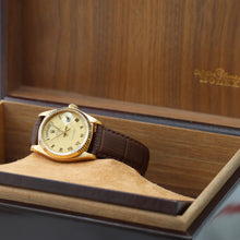 Załaduj obraz do przeglądarki galerii, Rolex Day-Date ref. 18038 Champagne Roman Dial - Leather strap
