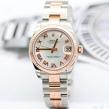 Bild in Galerie-Viewer laden, Rolex Datejust 31 ref. 178271 Silver Roman MOP Dial - Oyster - Full Set
