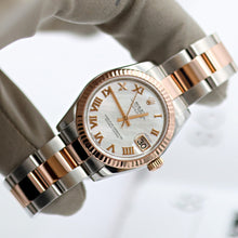 Bild in Galerie-Viewer laden, Rolex Datejust 31 ref. 178271 Silver Roman MOP Dial - Oyster - Full Set
