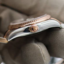Bild in Galerie-Viewer laden, Rolex Datejust 31 ref. 178271 Silver Roman MOP Dial - Oyster - Full Set
