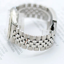 Bild in Galerie-Viewer laden, Rolex Datejust ref. 1601 - White Gold Bezel - Silver Linen Dial - Full Set
