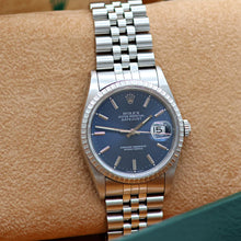 Carica l'immagine nel visualizzatore di Gallery, Rolex ref. 16220 Blue Dial Jubilee Bracelet - Full Set
