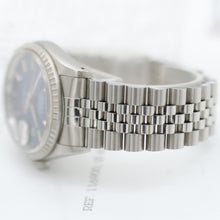Carica l'immagine nel visualizzatore di Gallery, Rolex ref. 16220 Blue Dial Jubilee Bracelet - Full Set
