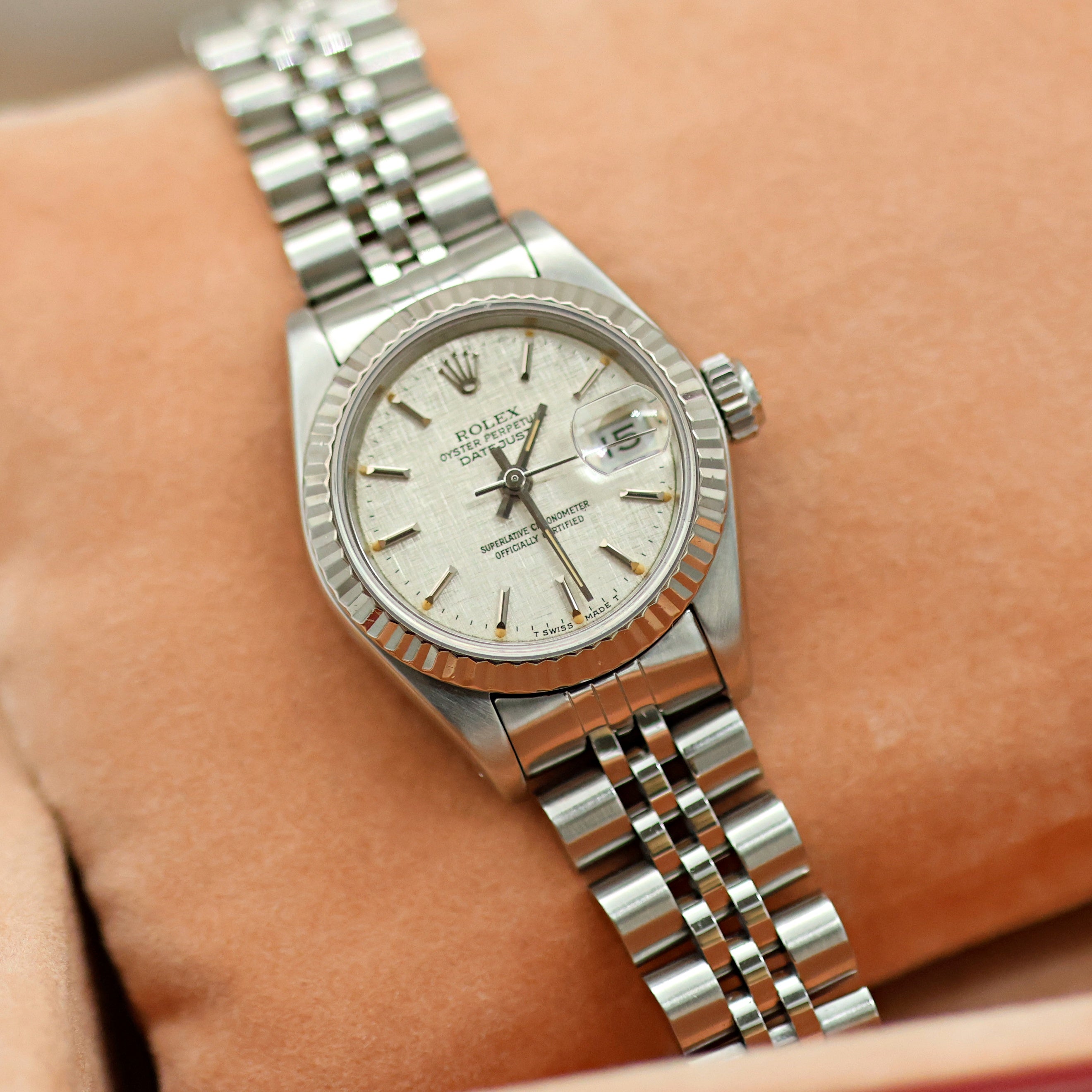 Rolex Lady-Datejust ref. 69174 - SIlver Linen Dial - Jubilee bracelet