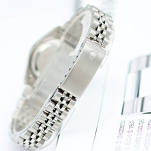Carica l'immagine nel visualizzatore di Gallery, Rolex Lady-Datejust ref. 69174 - SIlver Linen Dial - Jubilee bracelet
