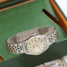 Load image into Gallery viewer, Rolex Oyster Perpetual Lady Date ref. 6517 Silver Dial - Jubilee
