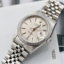 Load image into Gallery viewer, Rolex Datejust 36 ref. 16220 Silver Dial (Circle hours dial) - Jubilee - Full Set

